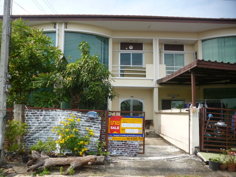 ทาวน์เฮ้าส์ โครงการบ้านราชพฤกษ์ สุวรรณภูมิ-ลาดกระบัง