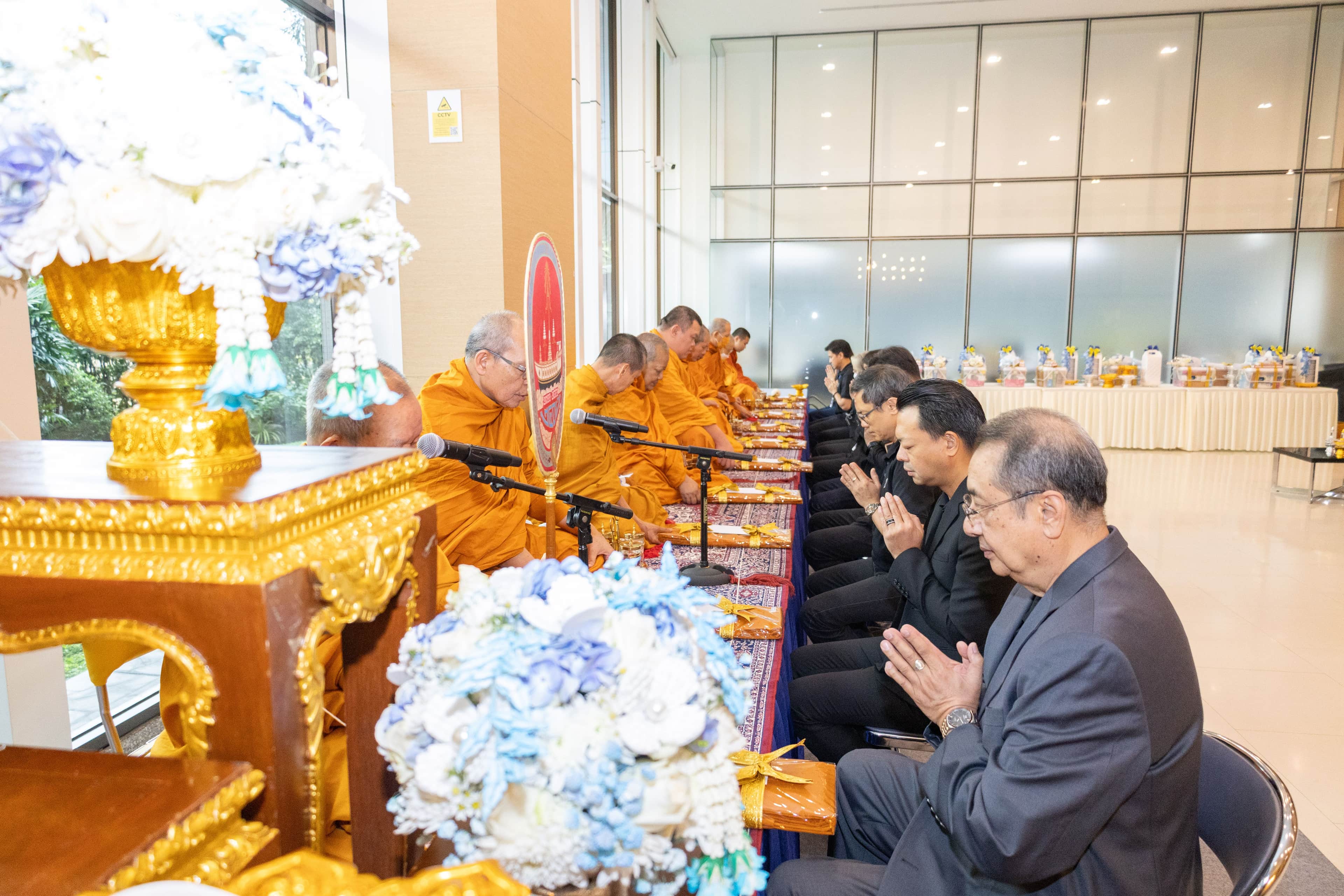 ธ สถิตในดวงใจตราบนิจนิรันดร์ น้อมรำลึกในพระมหากรุณาธิคุณ BAM  จัดพิธีบำเพ็ญกุศล “ในวาระครบรอบ 100 วัน (สตมวาร) แห่งการสวรรคต ”อุทิศถวายเป็นพระราชกุศลแด่ “สมเด็จพระบรมราชชนนีพันปีหลวง”