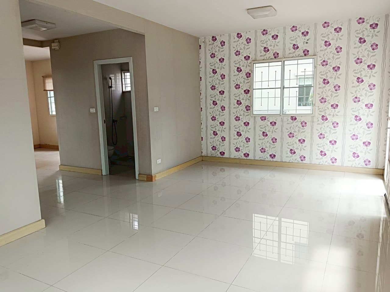 d513abd4-147799-5.jpg