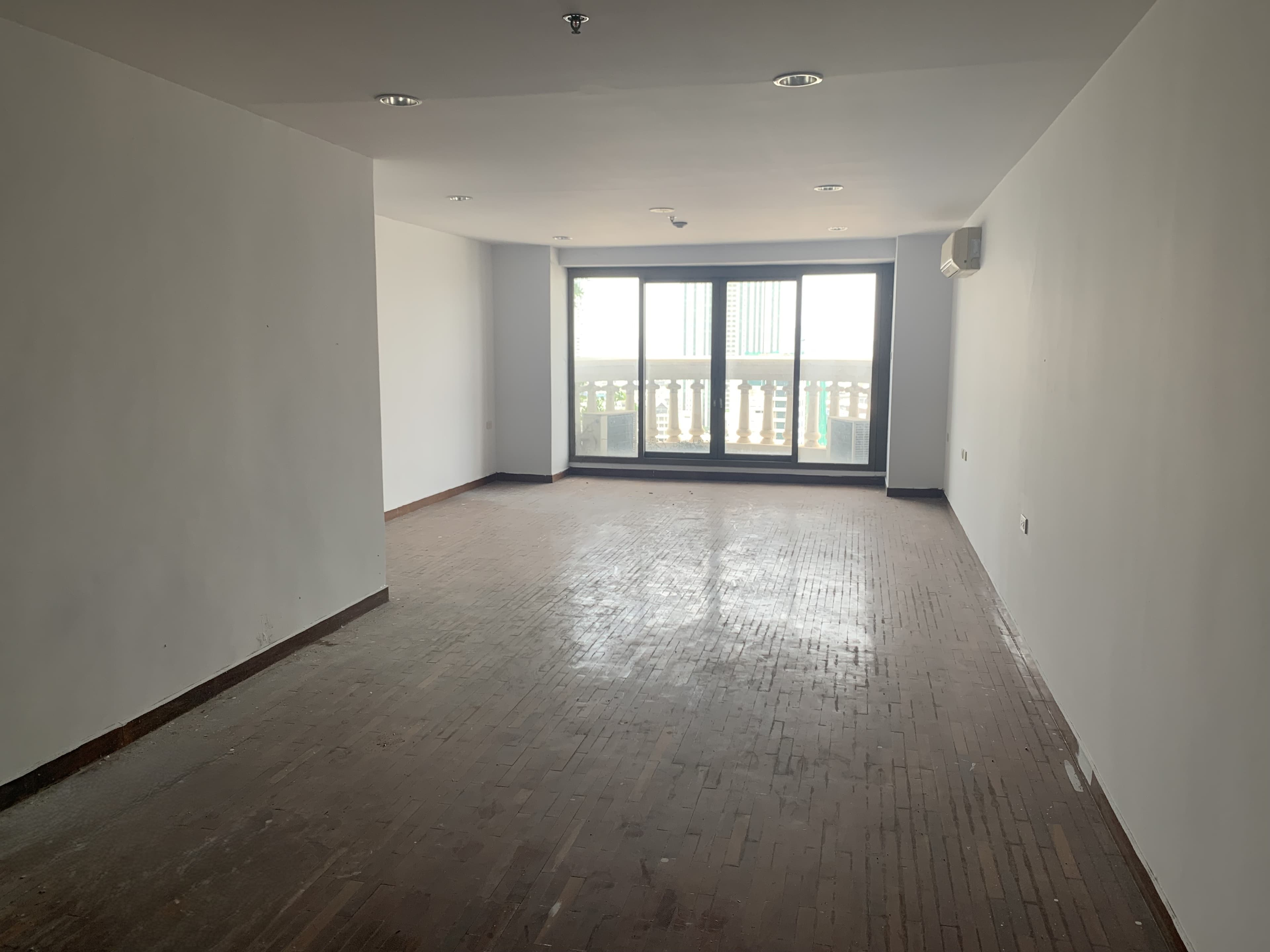 da29625a-148751-8.jpg