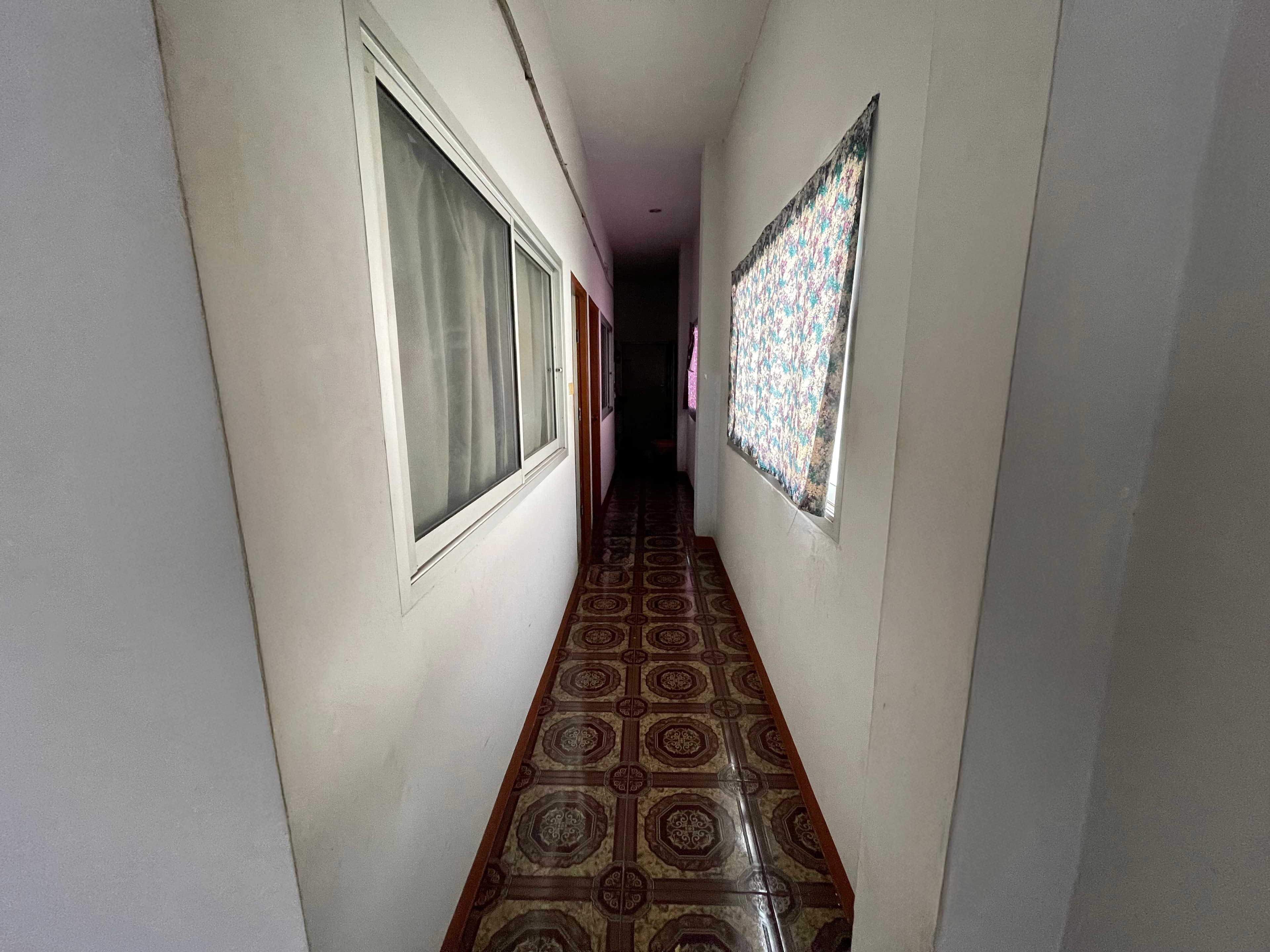439d3267-138384-4.jpg