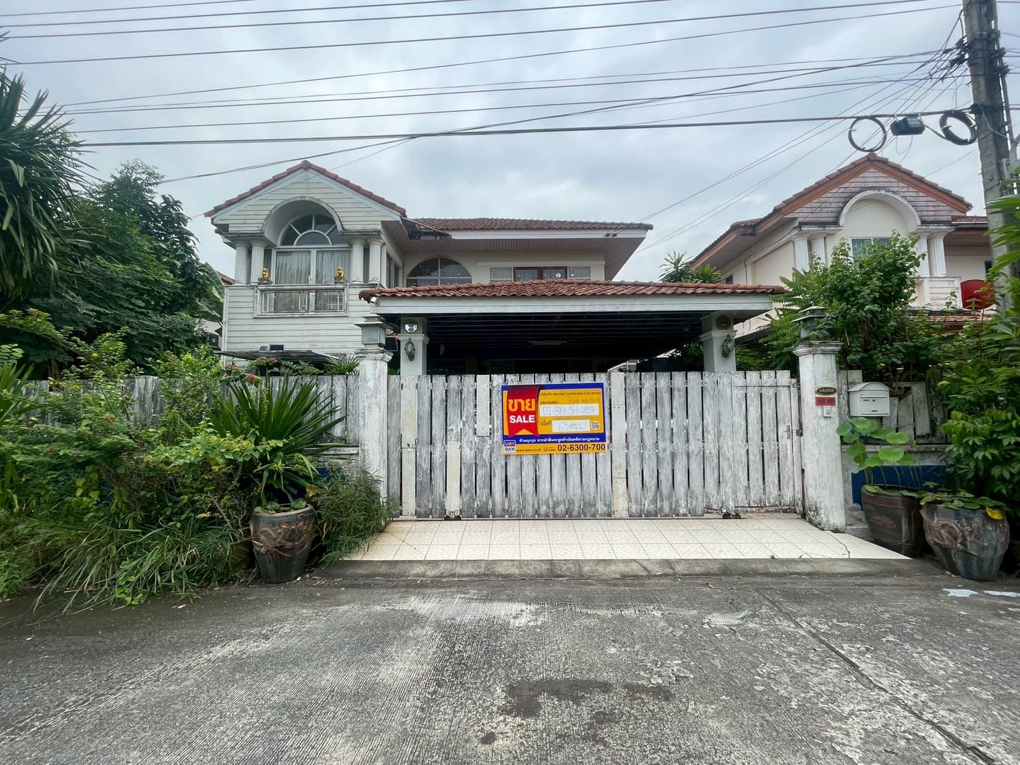 LINE_ALBUM_ศุชญา2_251027_9.jpg