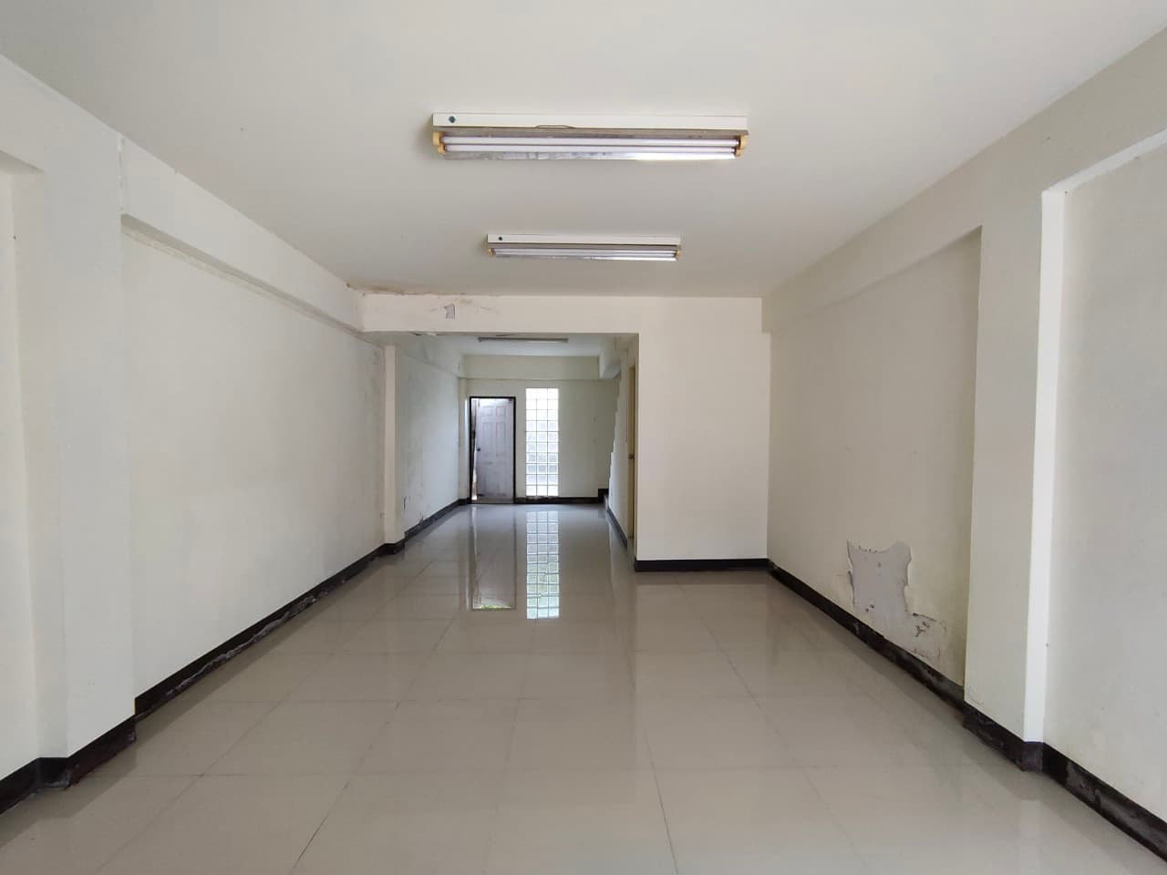 be489764-website อาคารพาณิชย์ ร่มเกล้า 18 5BKKCB0112  ฉ.58597 1.jpg