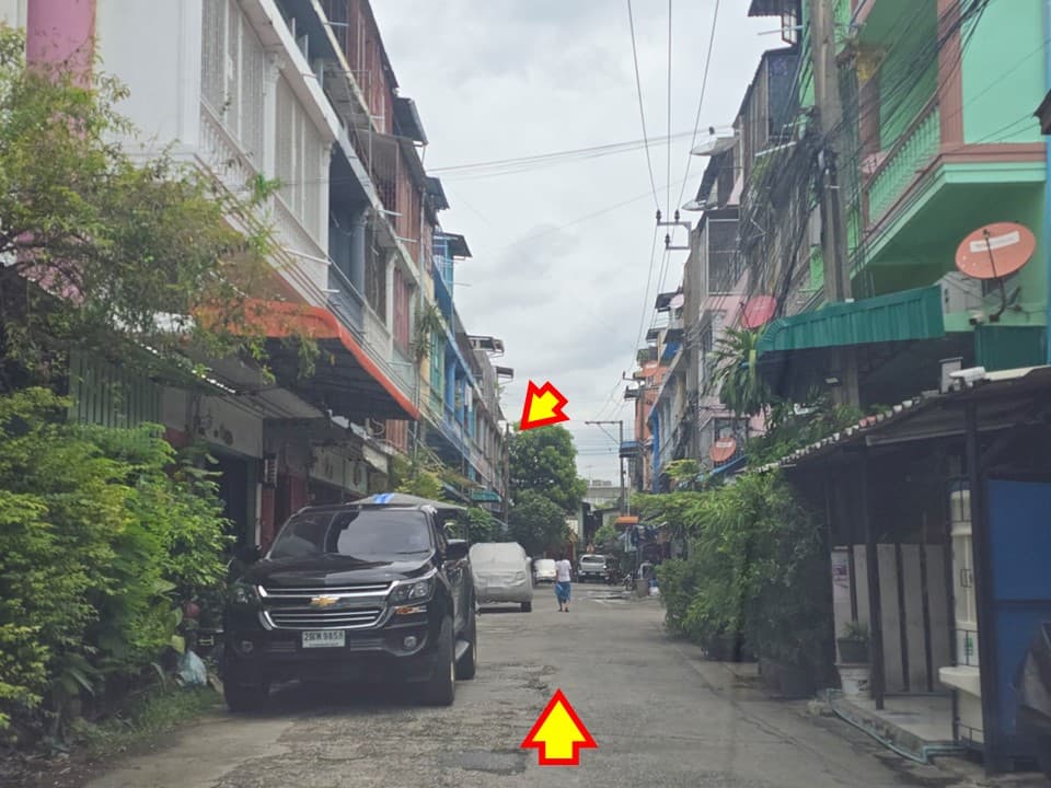 Slide5.JPG