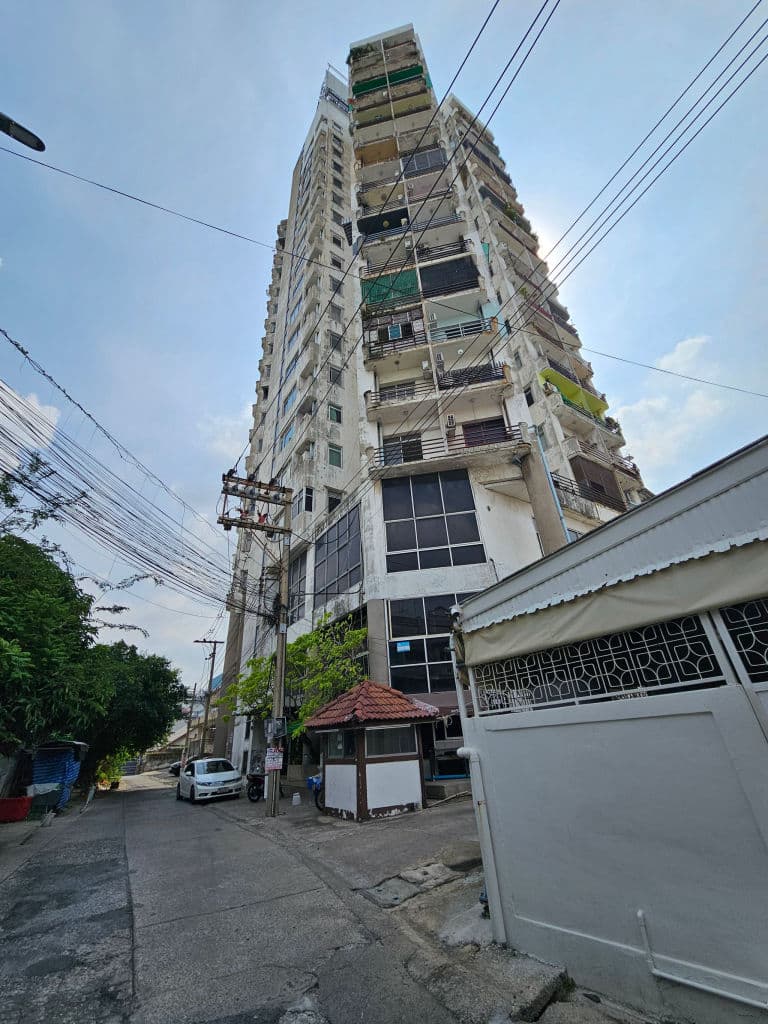 001.jpg