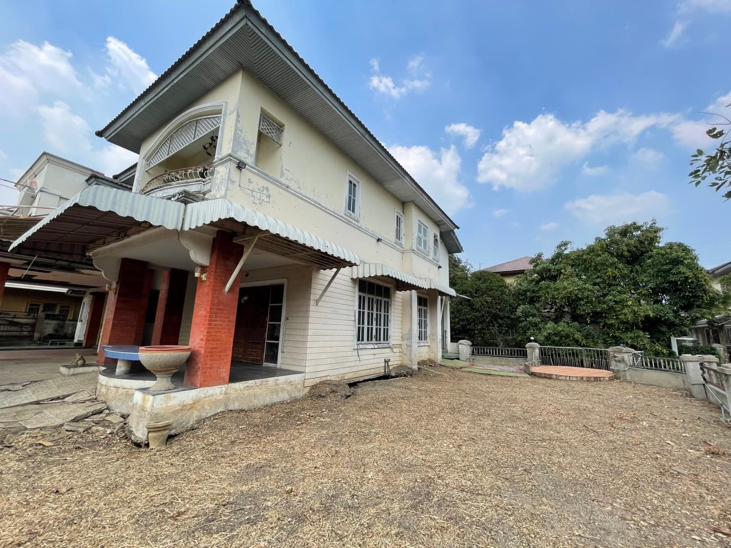 LINE_ALBUM_สมณีริน118122_250215_69.jpg