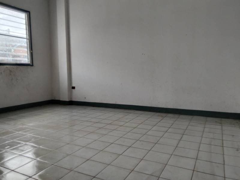 1654503379658-9.jpg