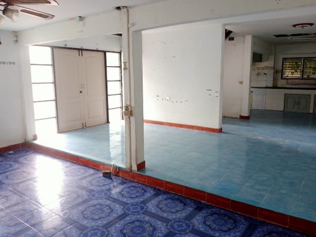 line_6989838249259.jpg