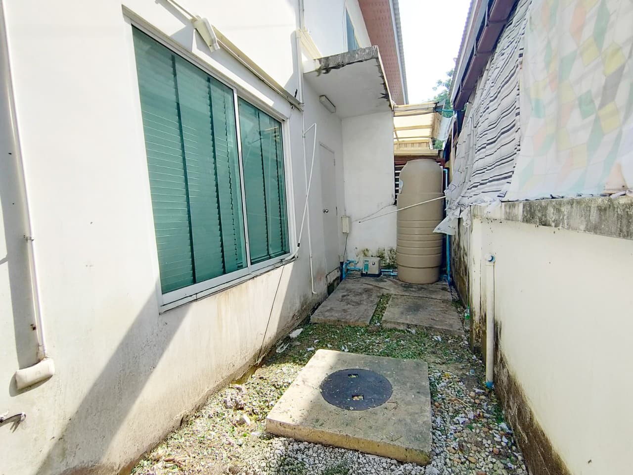 2d7de080-132697-2.jpg