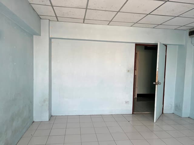 CU0348-210868 (5).jpg