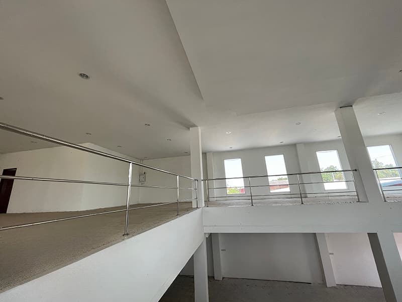 2d61ea27-139796-3.jpg