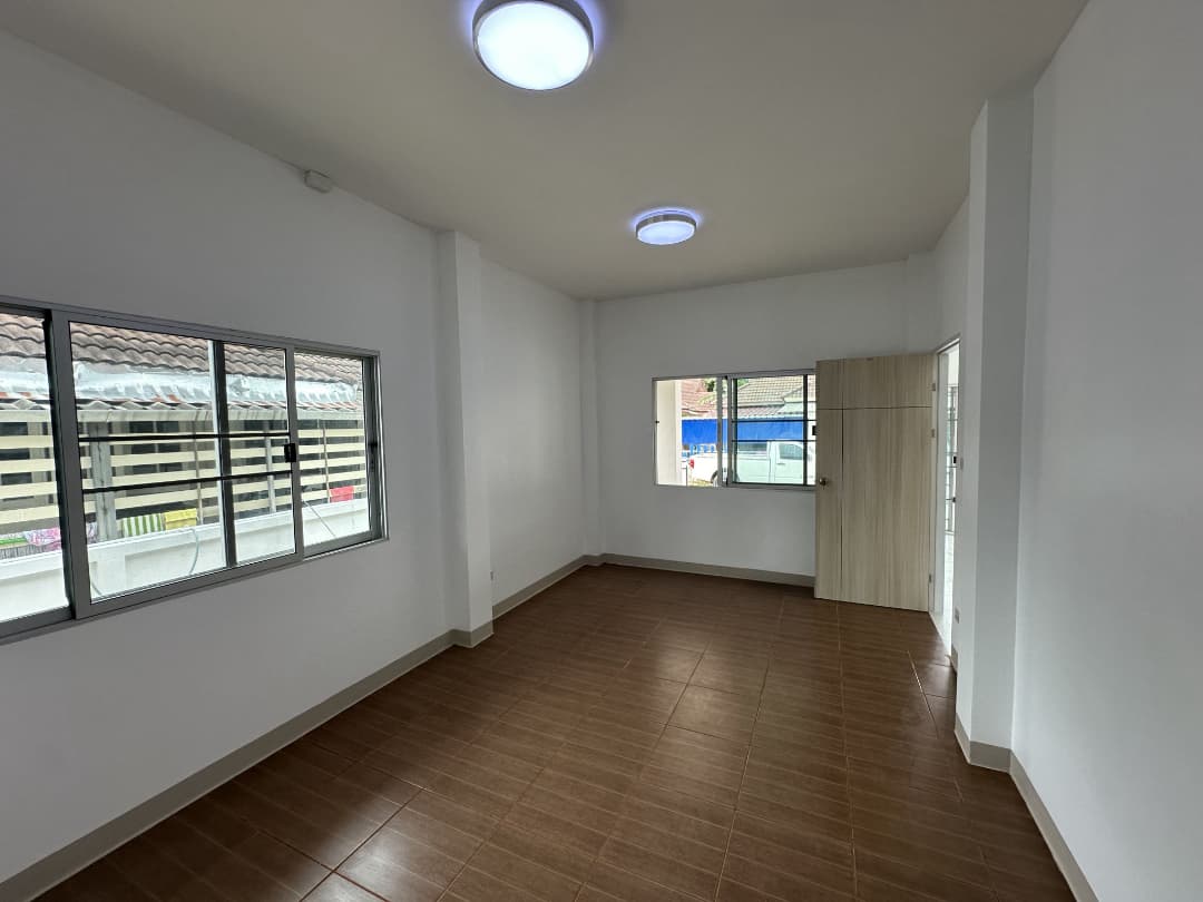 04247435-65233-3.jpg