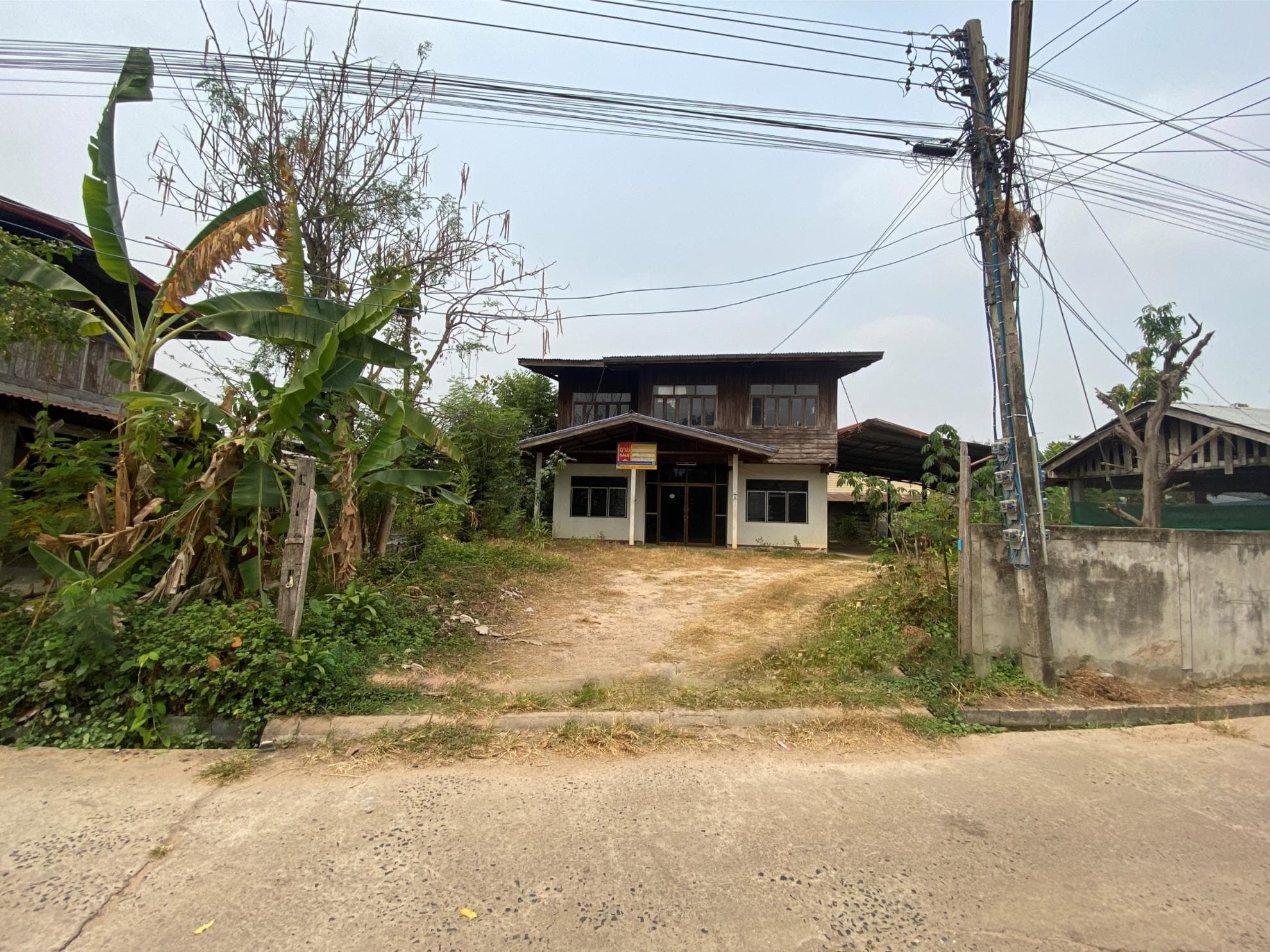 83544b58-139772-3.jpg