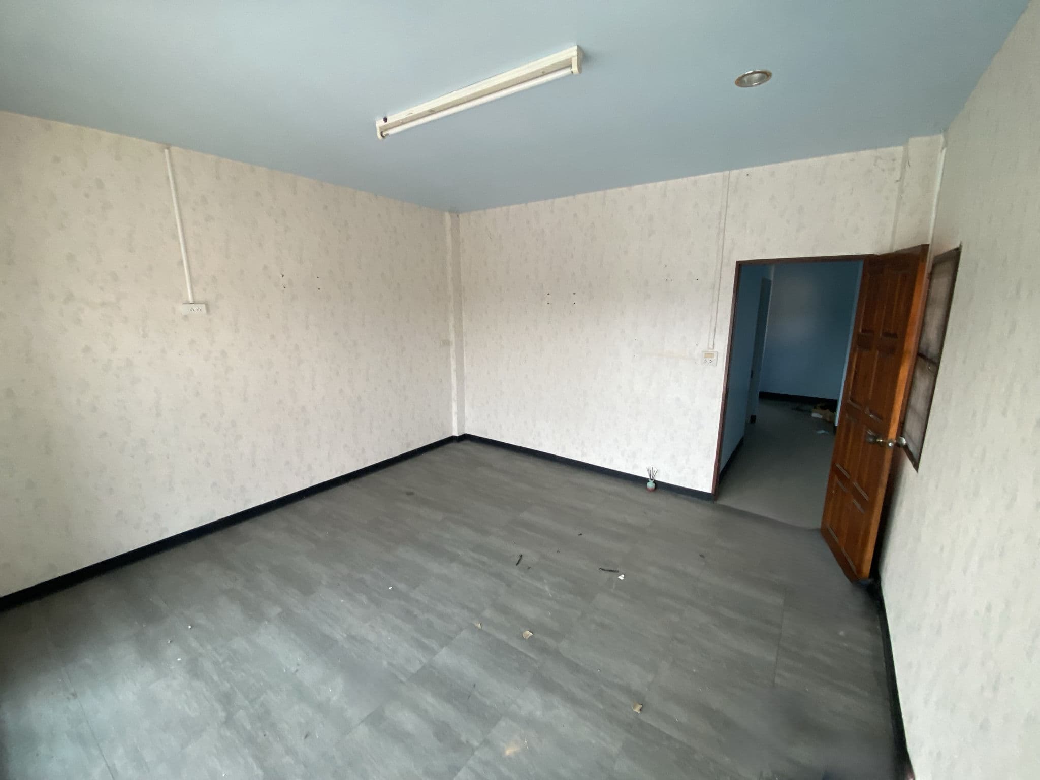 80bb94c5-143419-2.jpg