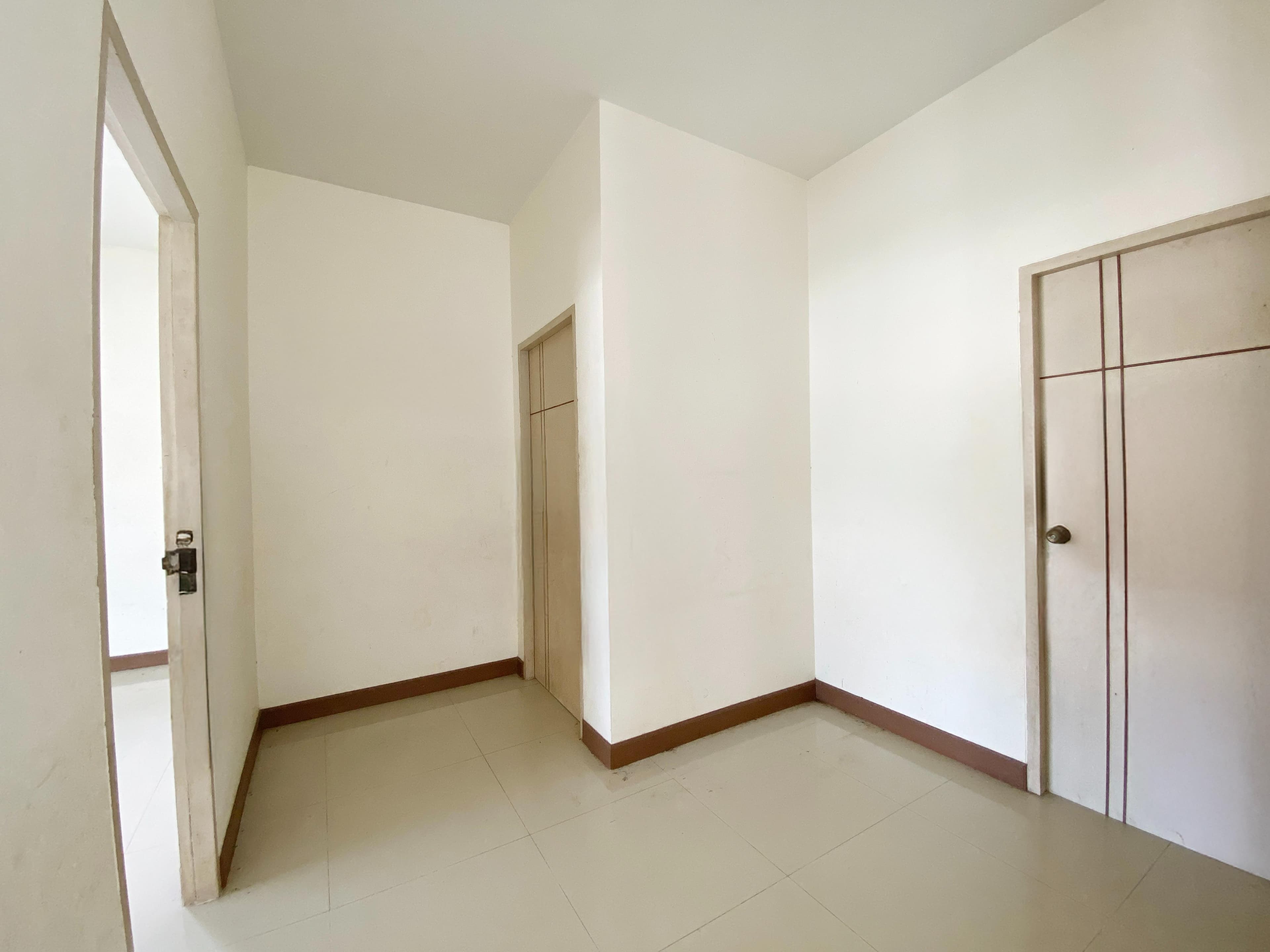 f3e83806-136553-4.jpg