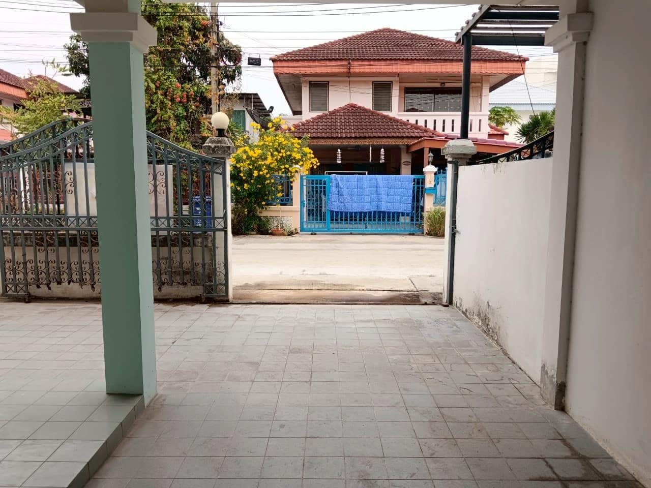 aa8f6fe3-cc9a-41f1-86fb-2dbed33aef13.jpg