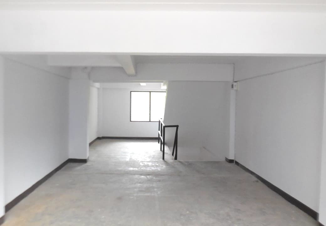 b4aa20d0-6.jpg