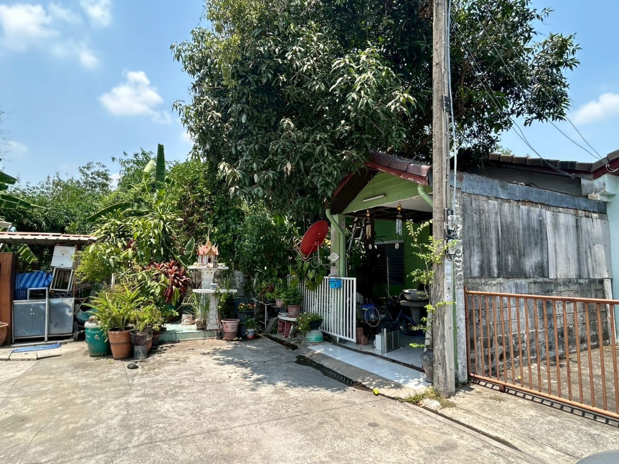 freepik_2820726345.png