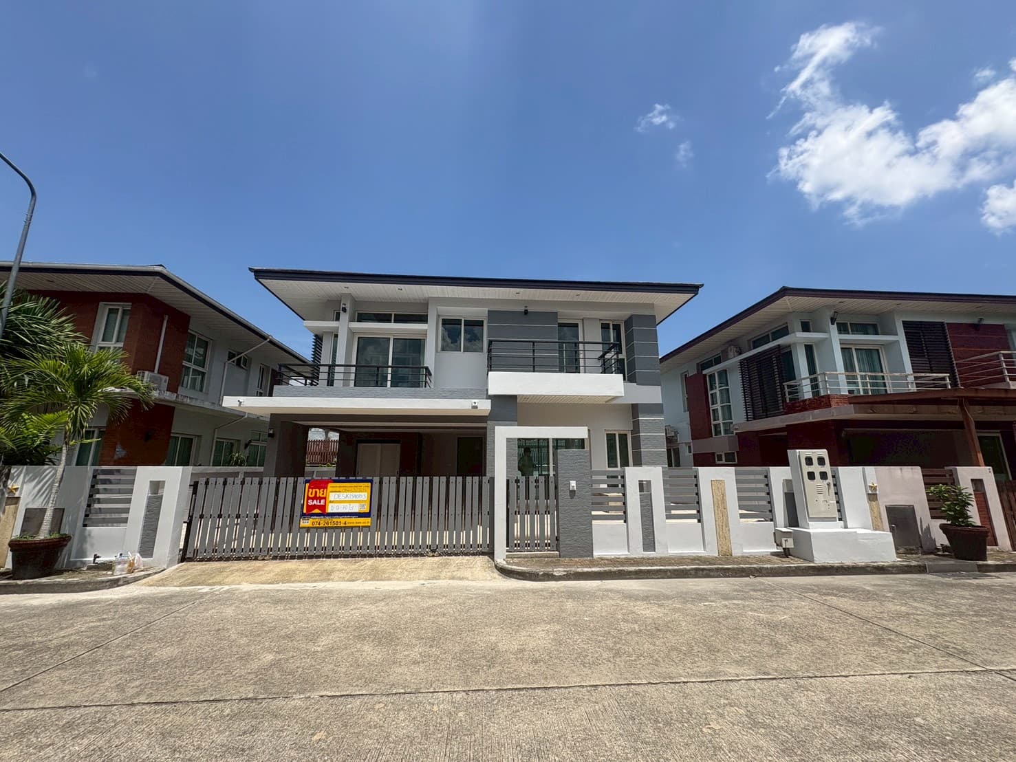 LINE_ALBUM_Renovate_251015_2.jpg