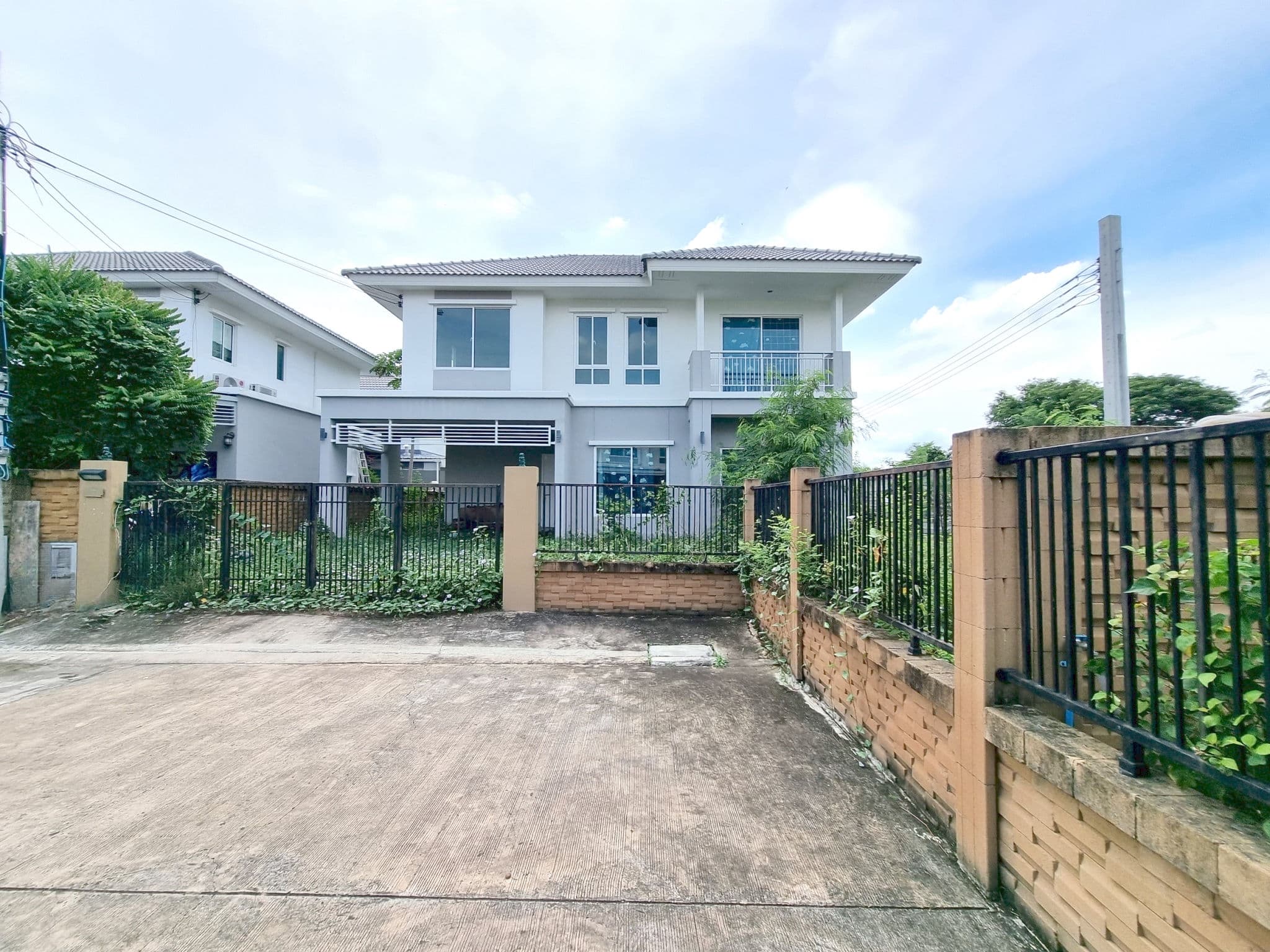 98aa80f9-DRBKKSH0120-11-256619.jpg