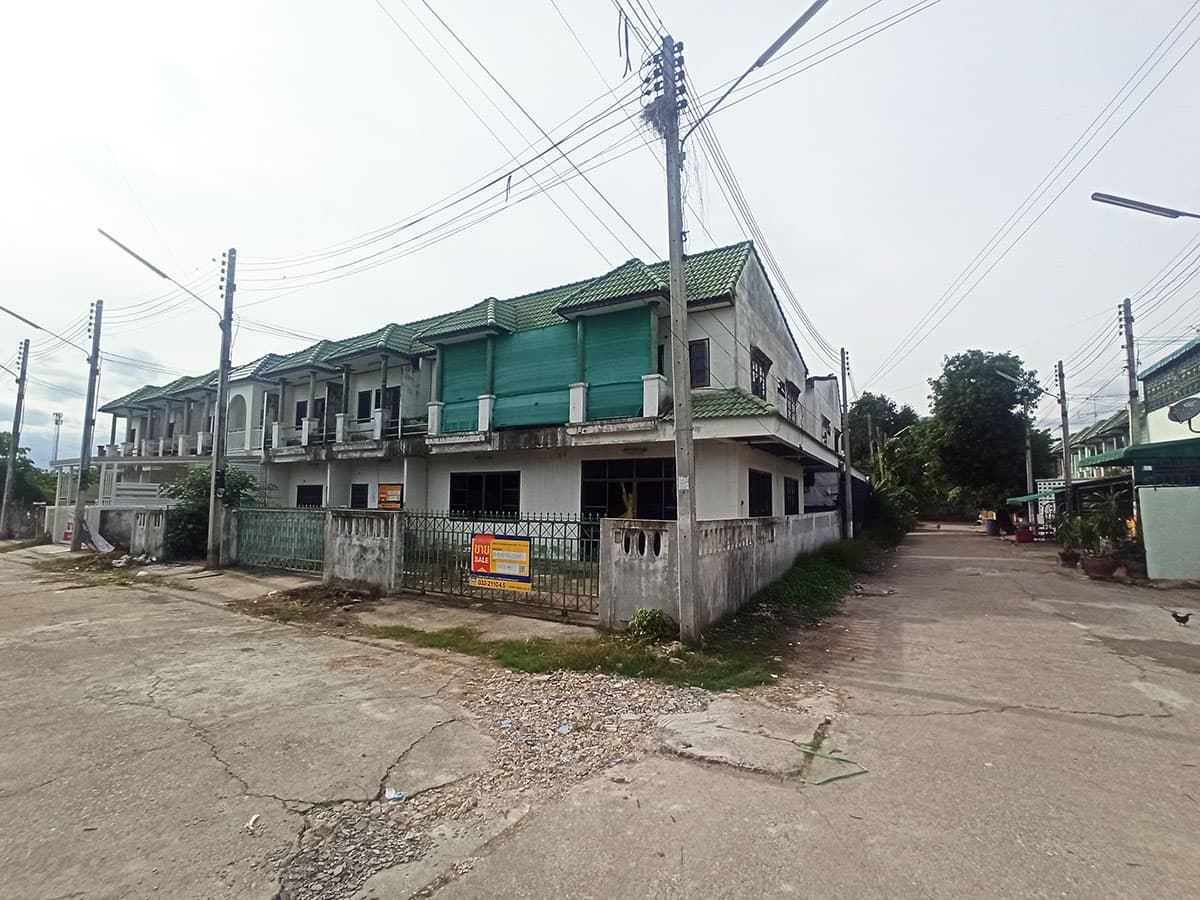 ee25b7e7-133972-1.jpg