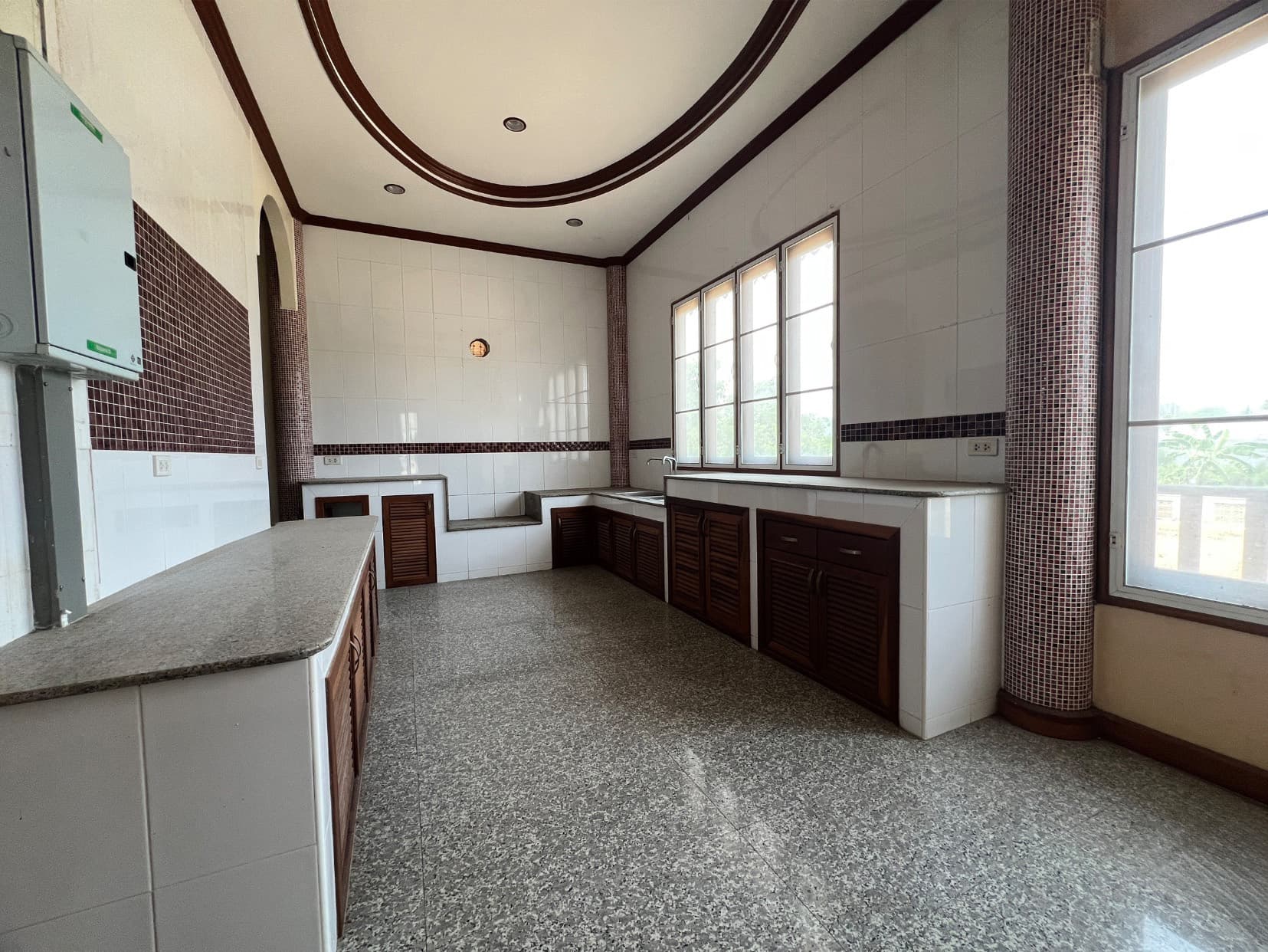 04189aa5-68372-5.jpg