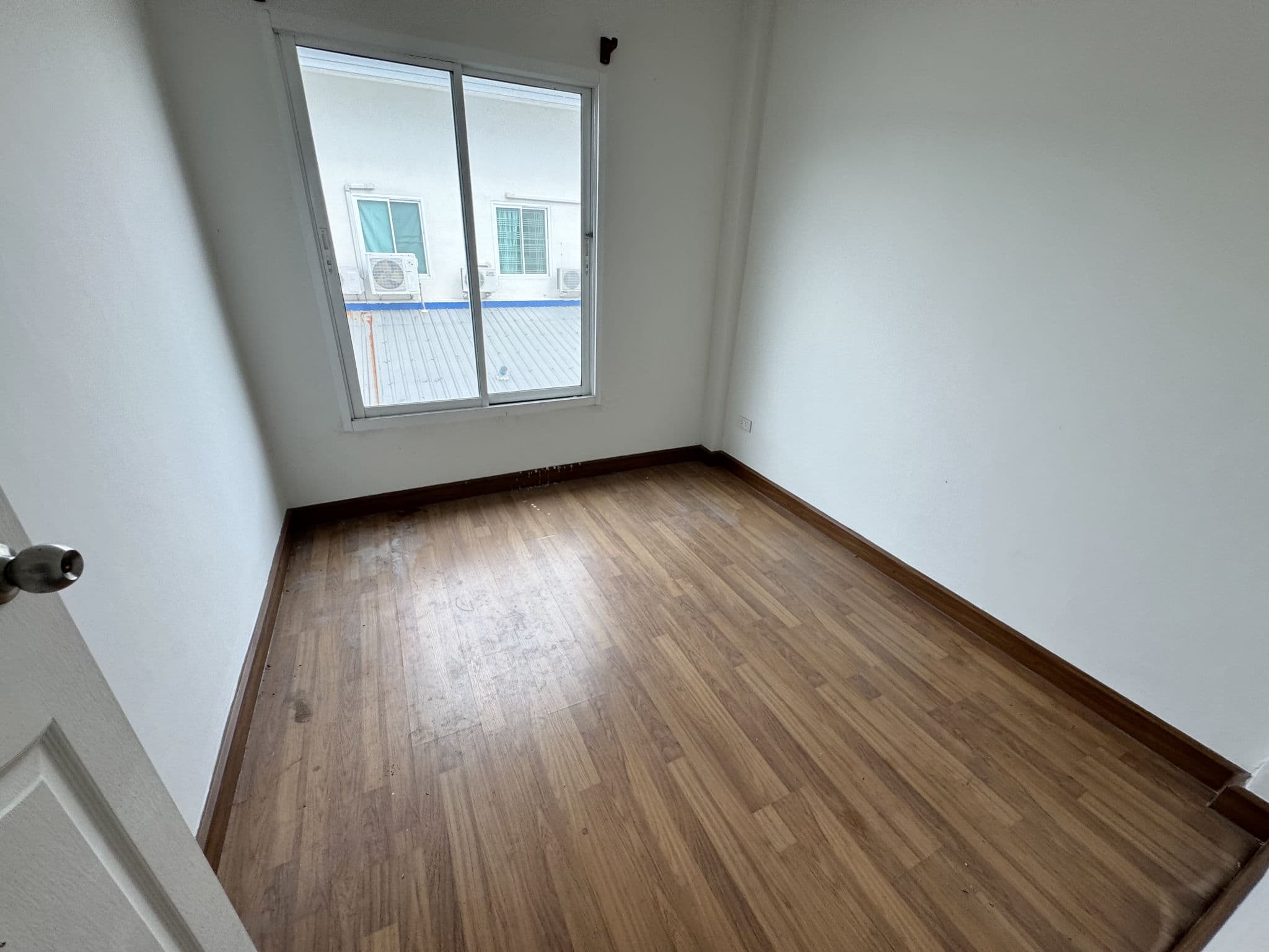 e06e50d9-65003-0.jpg