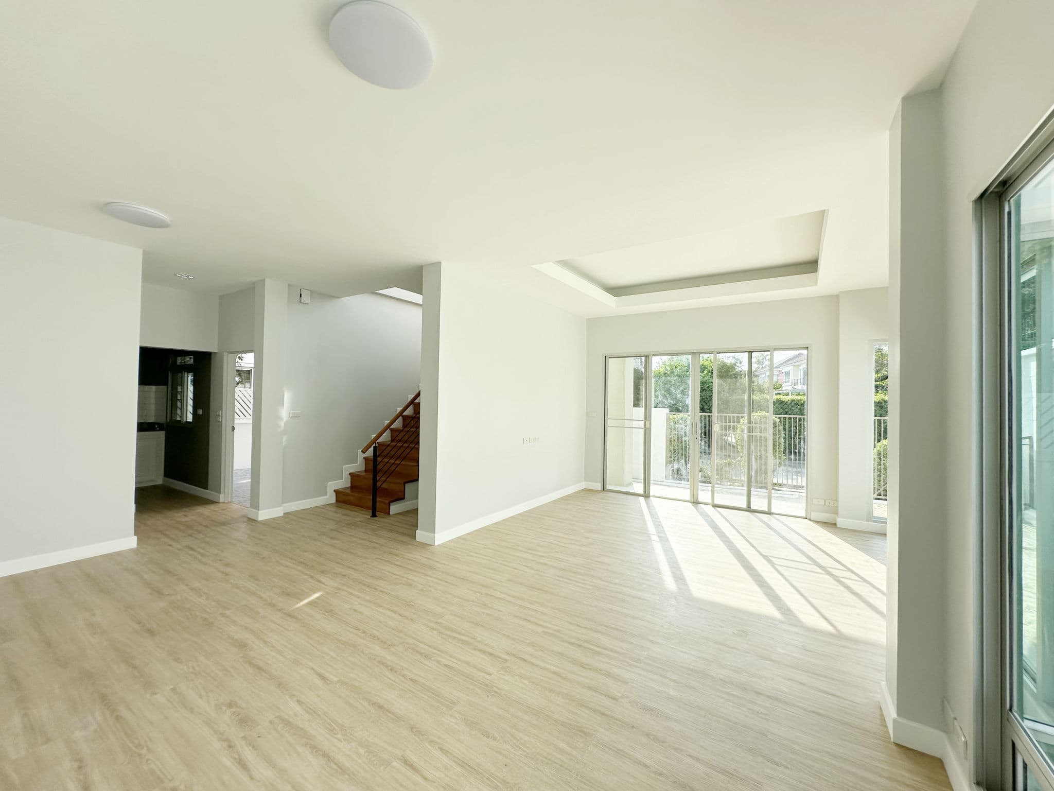 f7d4fa8e-59070-5.jpg