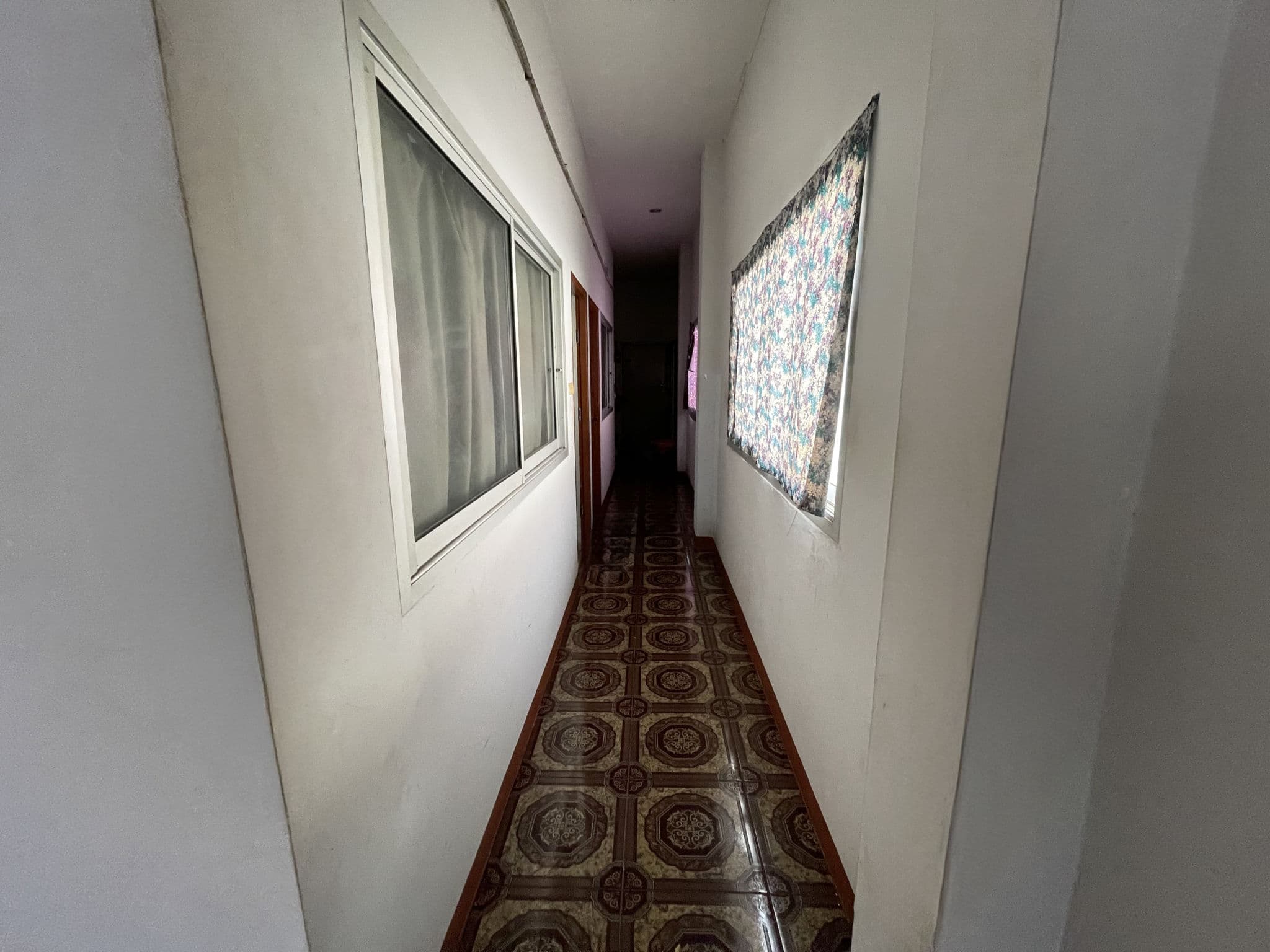 439d3267-138384-4.jpg