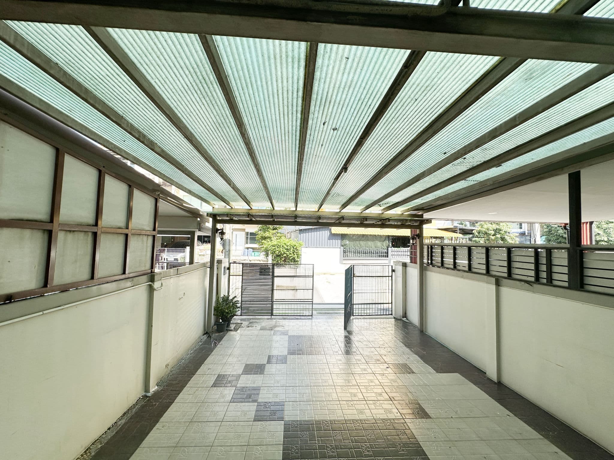 ab5dd94e-143909-0.jpg