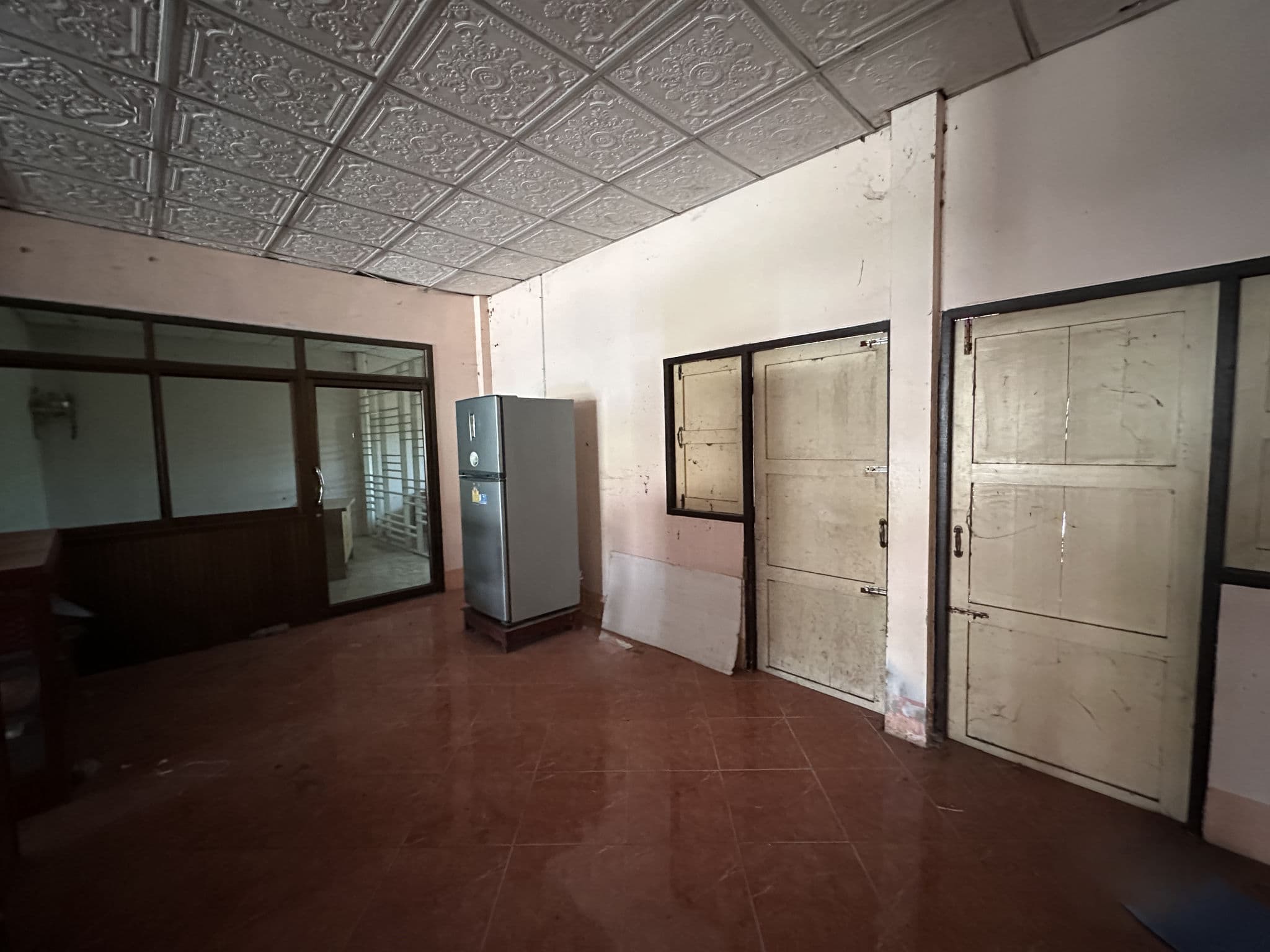 0a4e08f7-144405-4.jpg