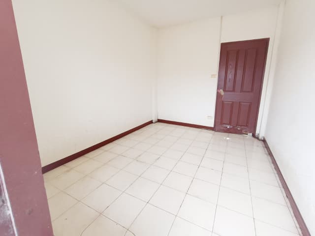 5f76d017-S__25403448.jpg
