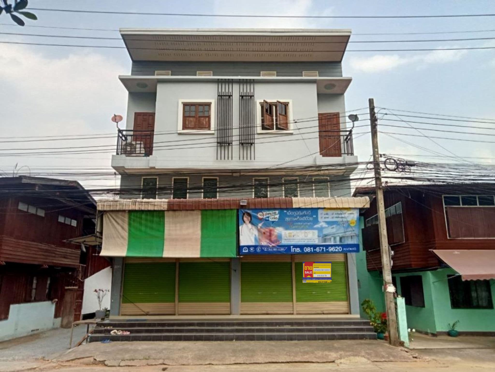 0102 ขวา.jpg