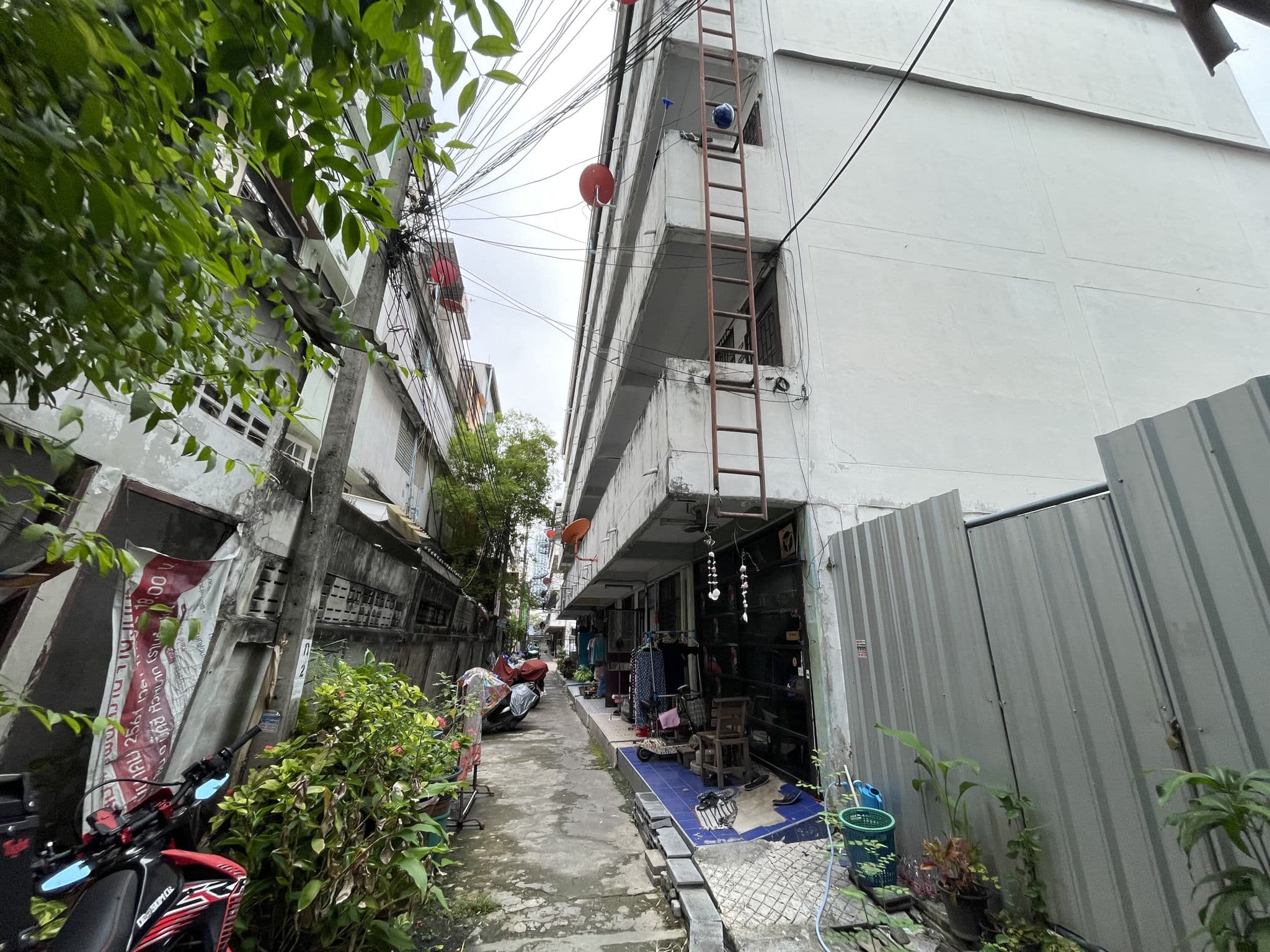 สภาพแวดล้อม ศิริพจน์ แมนชั่น (5).jpg