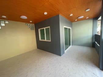 Picture2.jpg
