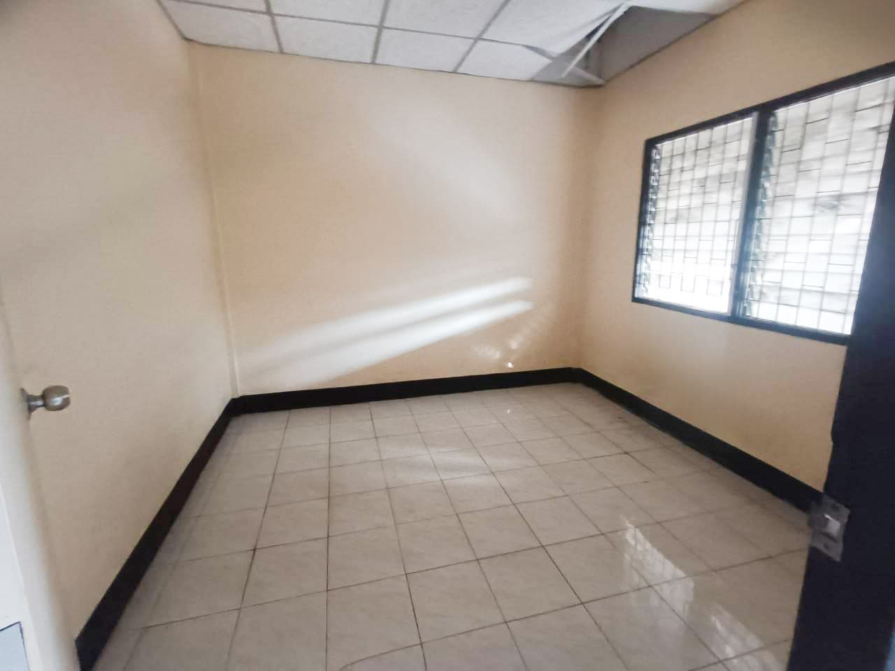 2930b604-144134-4.jpg