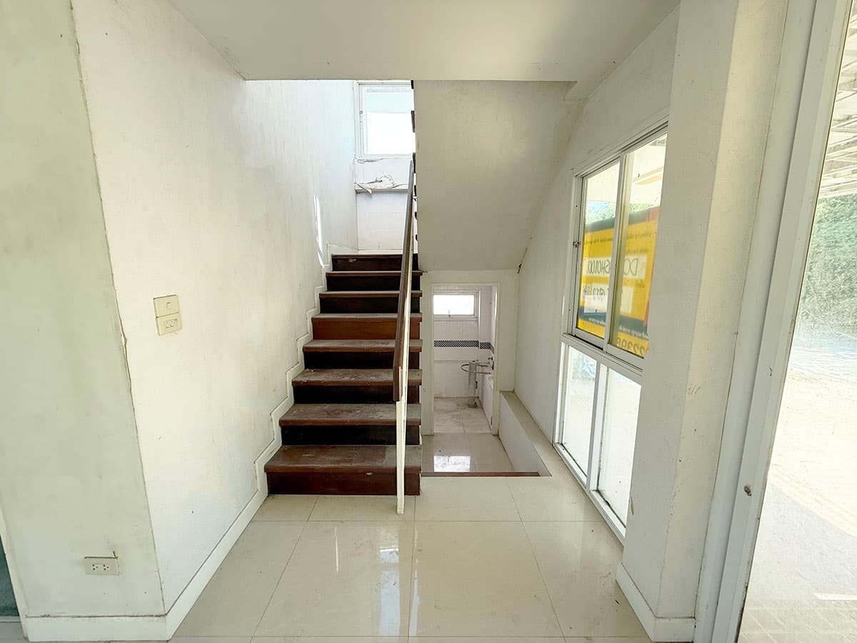 87deb4a0-138150-7.jpg