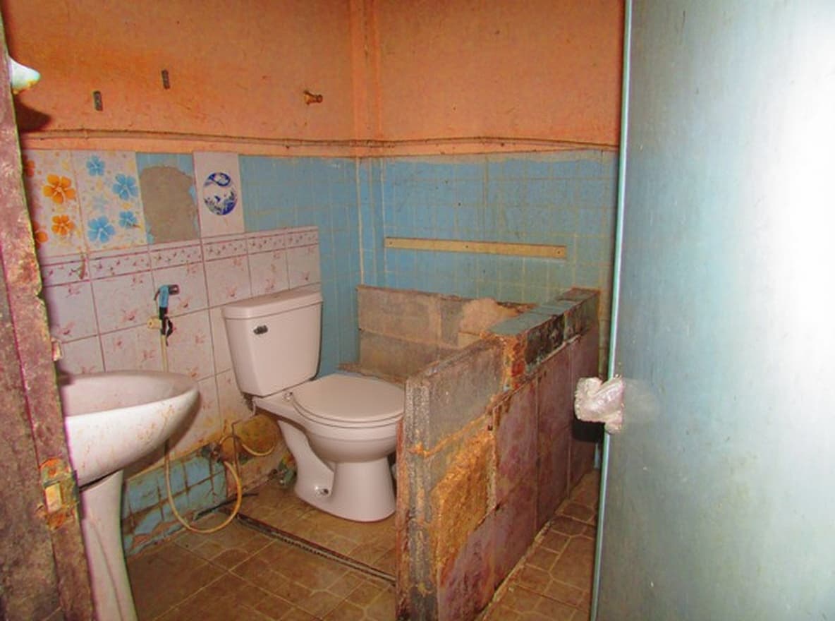 image (1).jpg