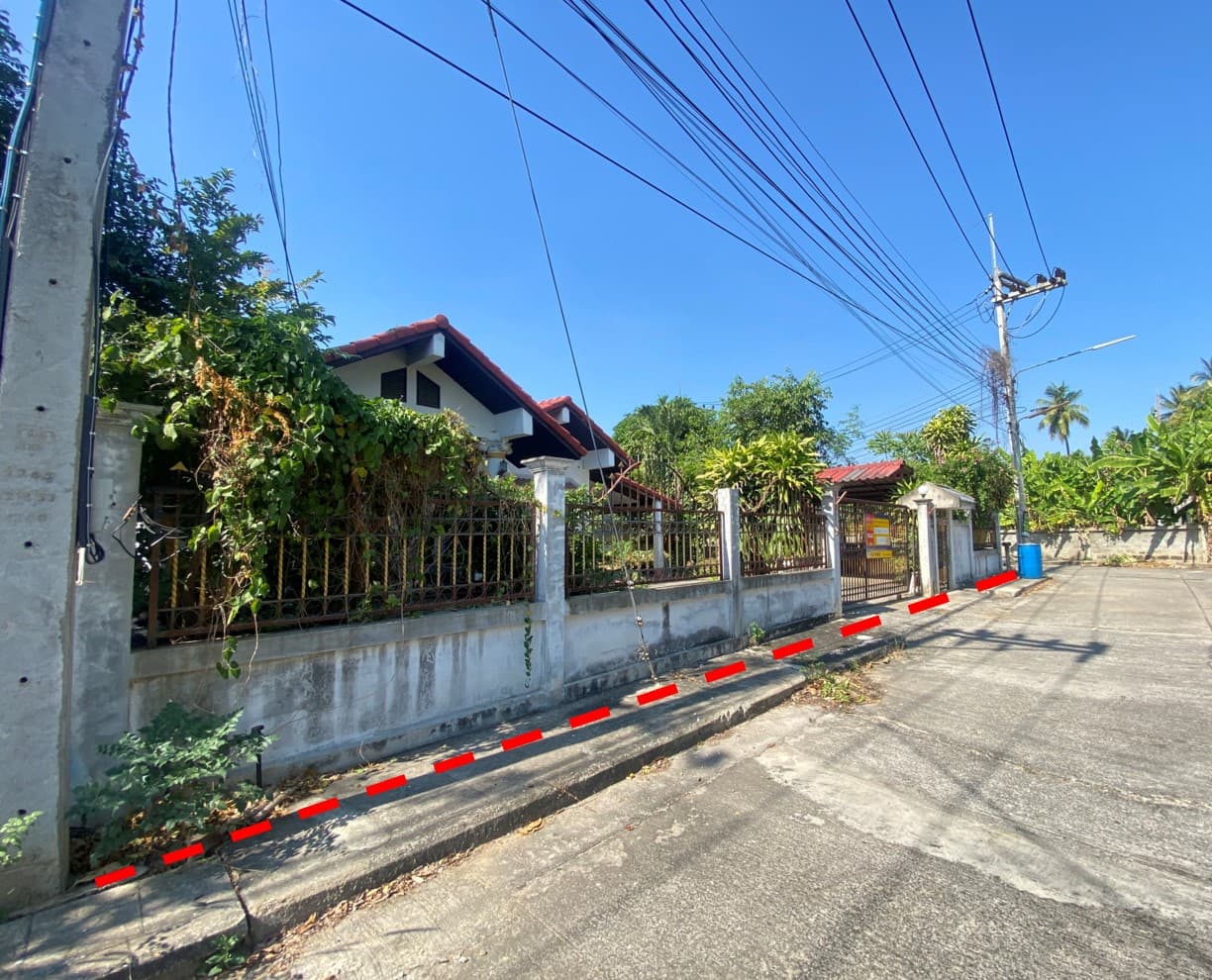 ด้านซ้าย.jpg