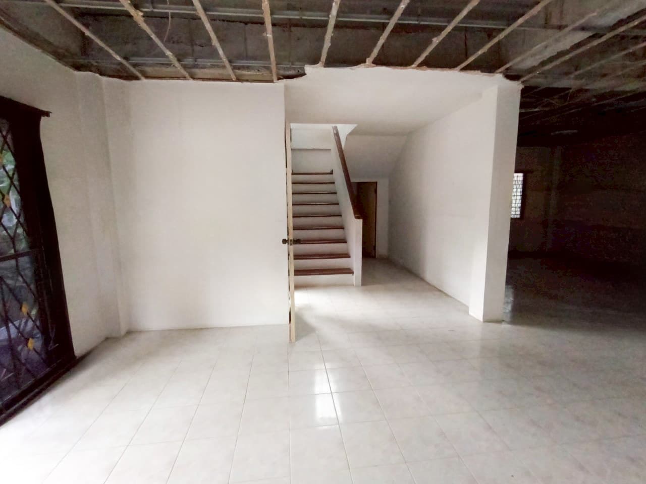 7274ac2a-146046-5.jpg
