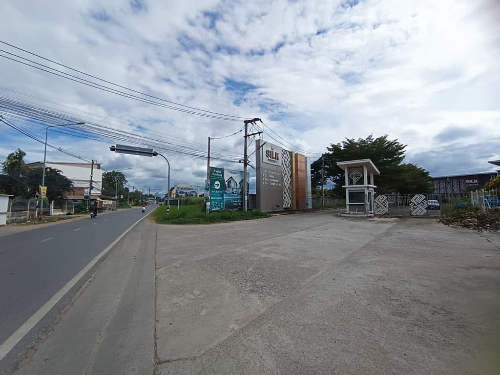 4cce33a0-143951-2.jpg