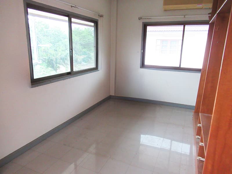 f4a7417f-44525-6.jpg