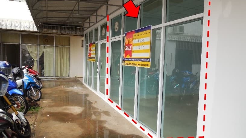 0d9530a9-ขวา.jpg
