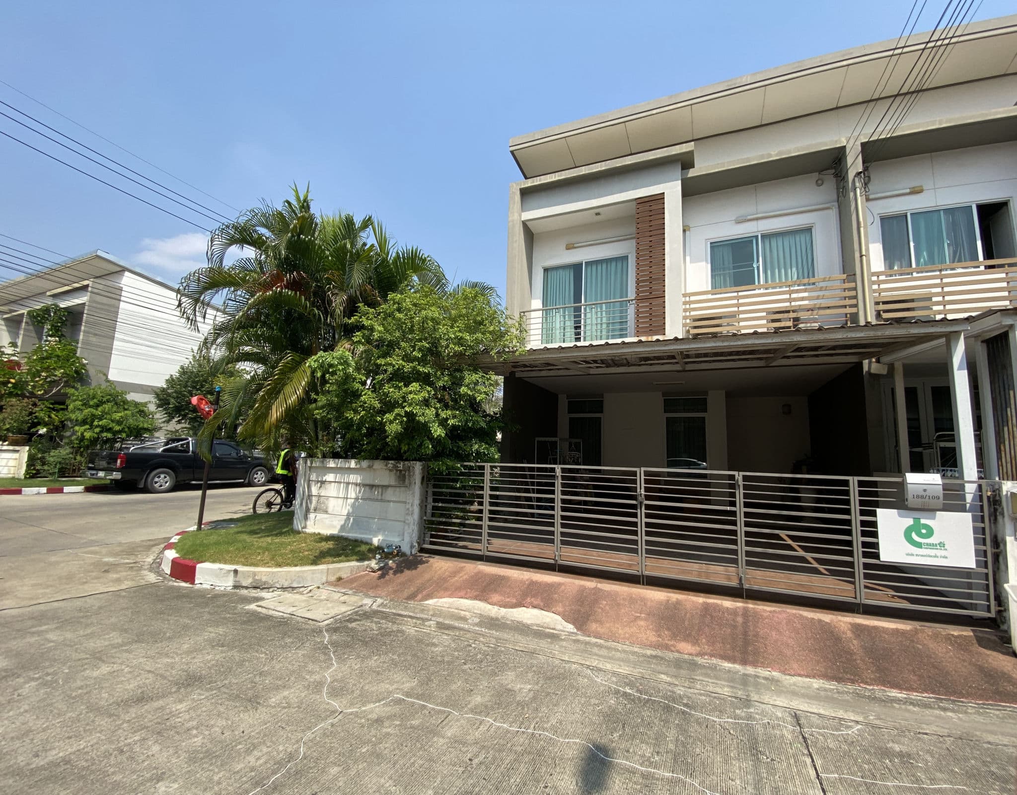 831c2cba-DEBKKTH0306 (19).JPG