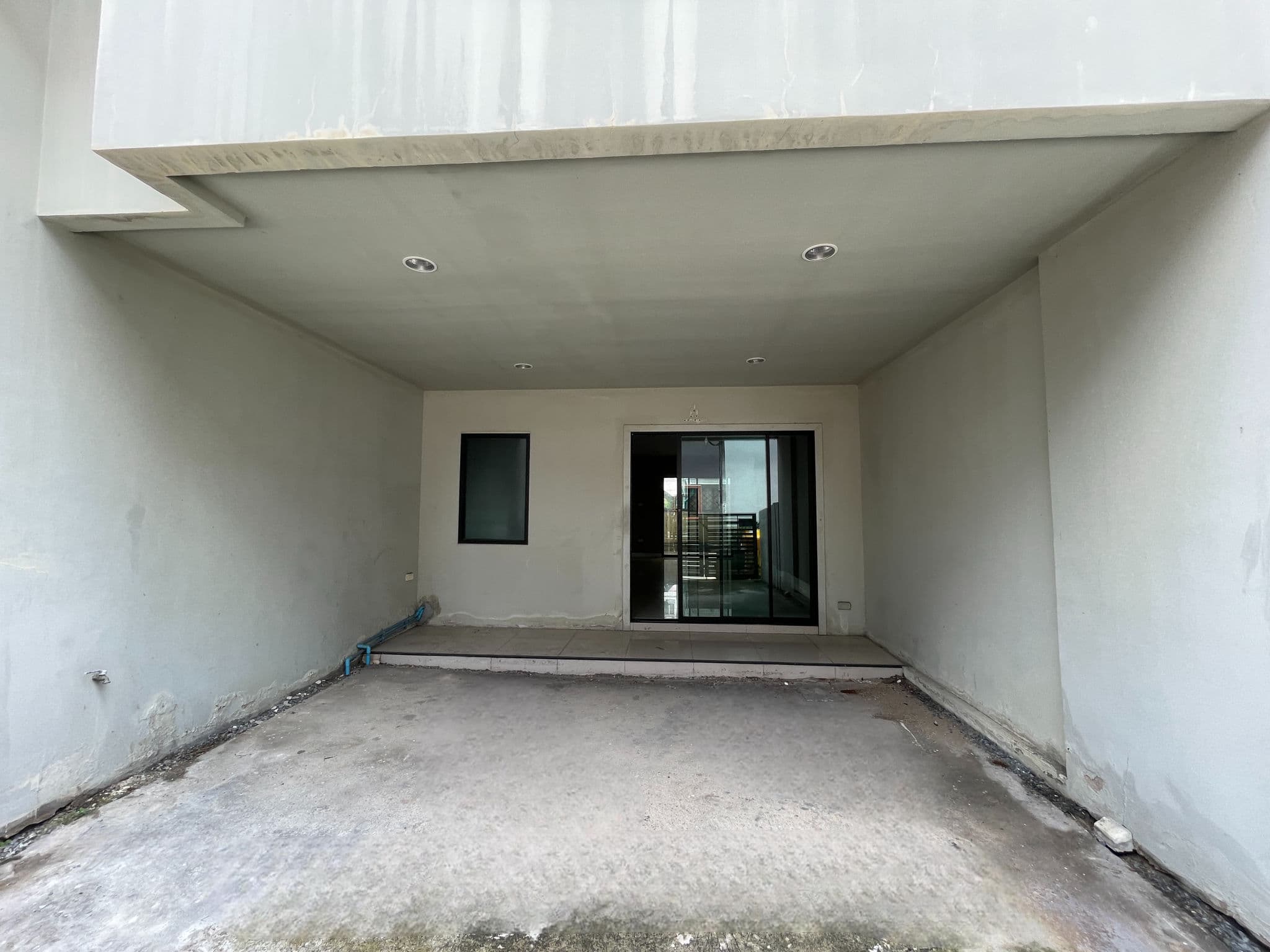 DEBKKTH03120013.jpg