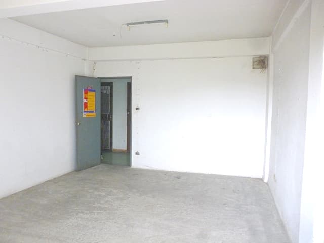 efa15b98-40312-3.jpg