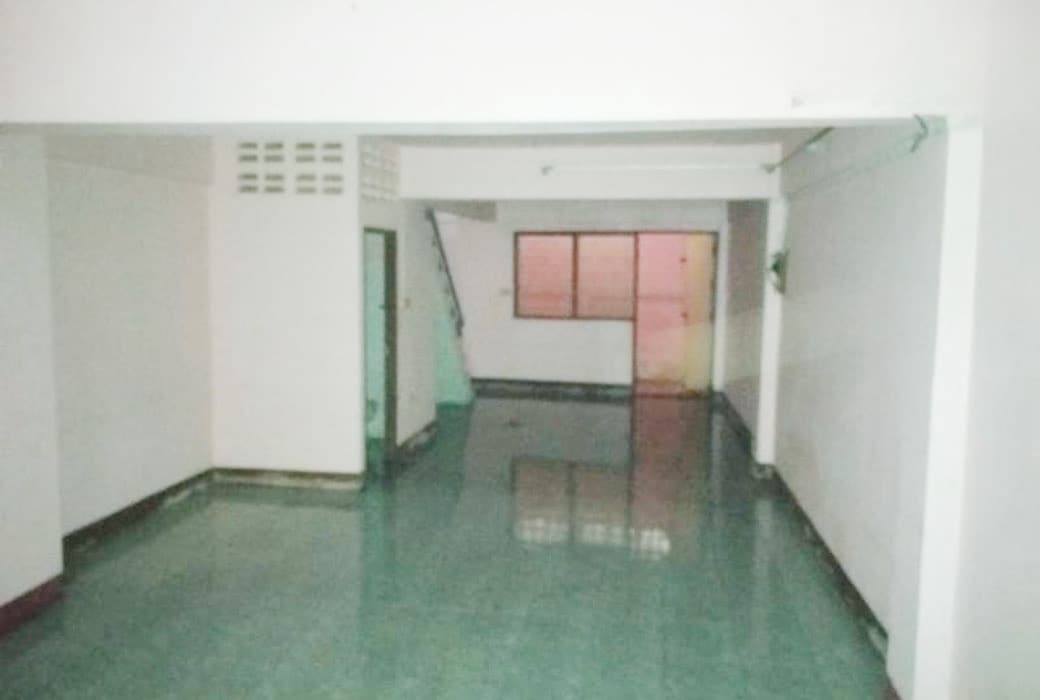 S__57974817_0.jpg