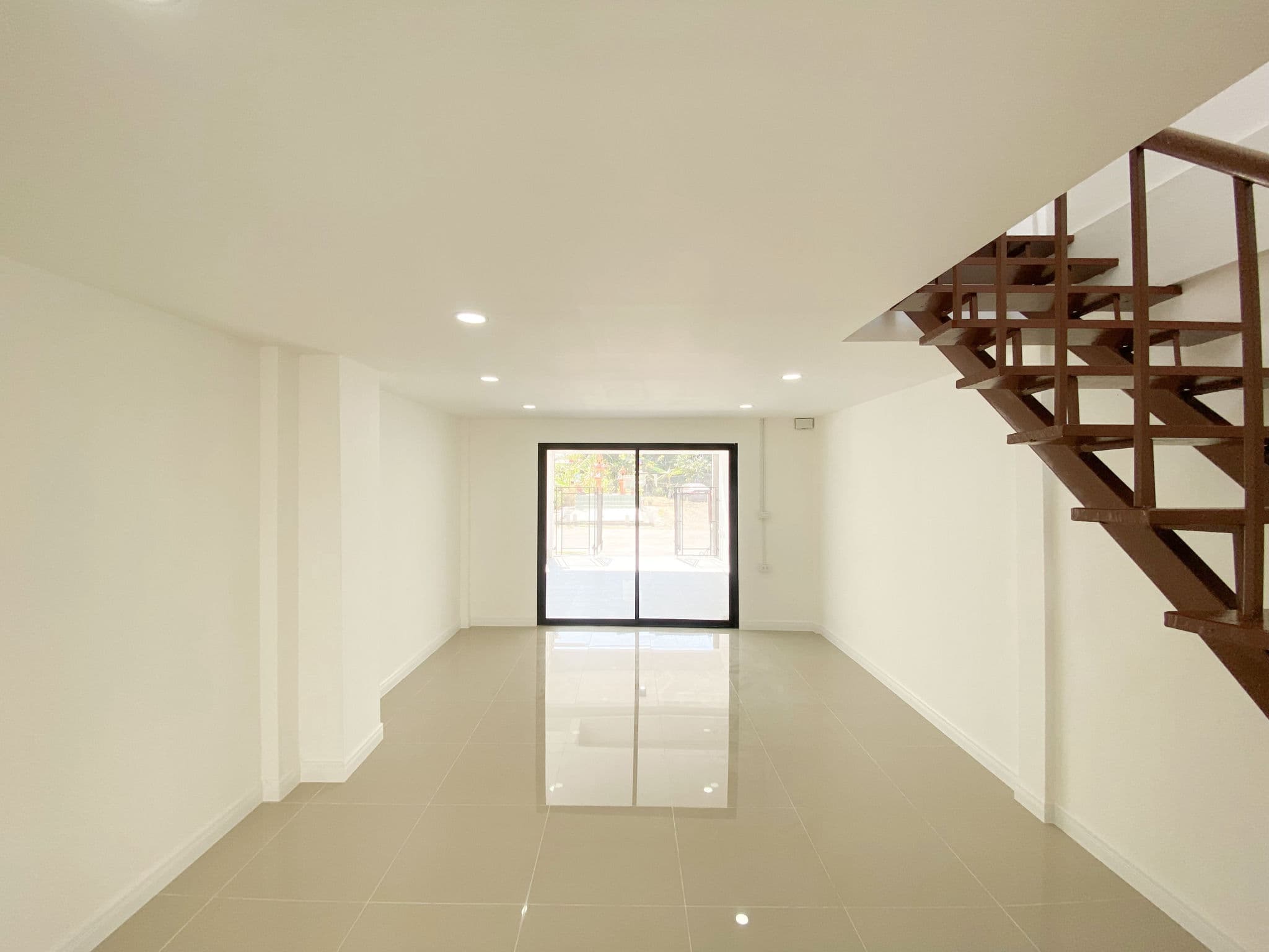 5514e854-57751-4.jpg