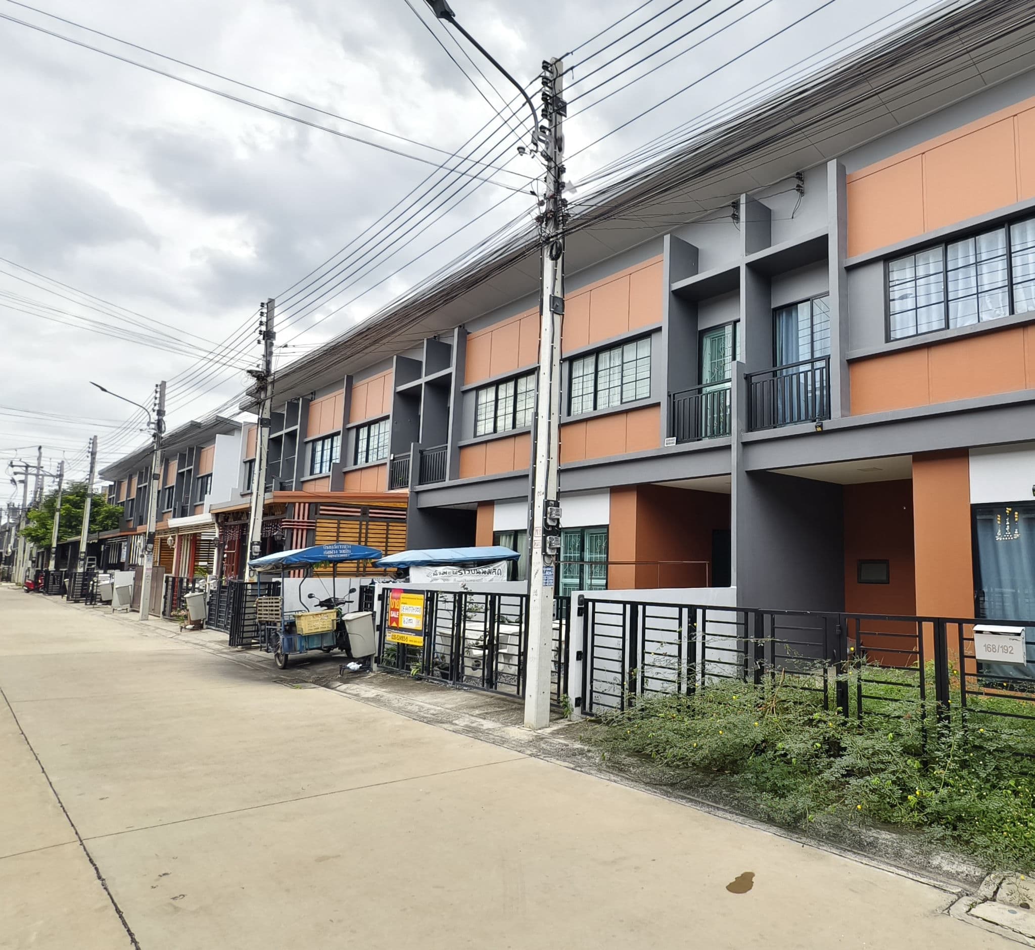 64c5ae21-148694-3.jpg