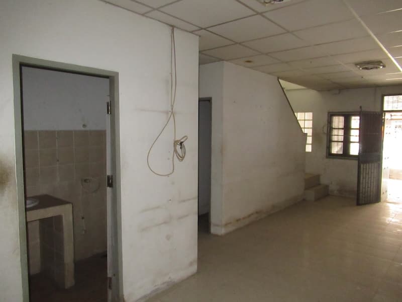 161422b0-63441-6.jpg
